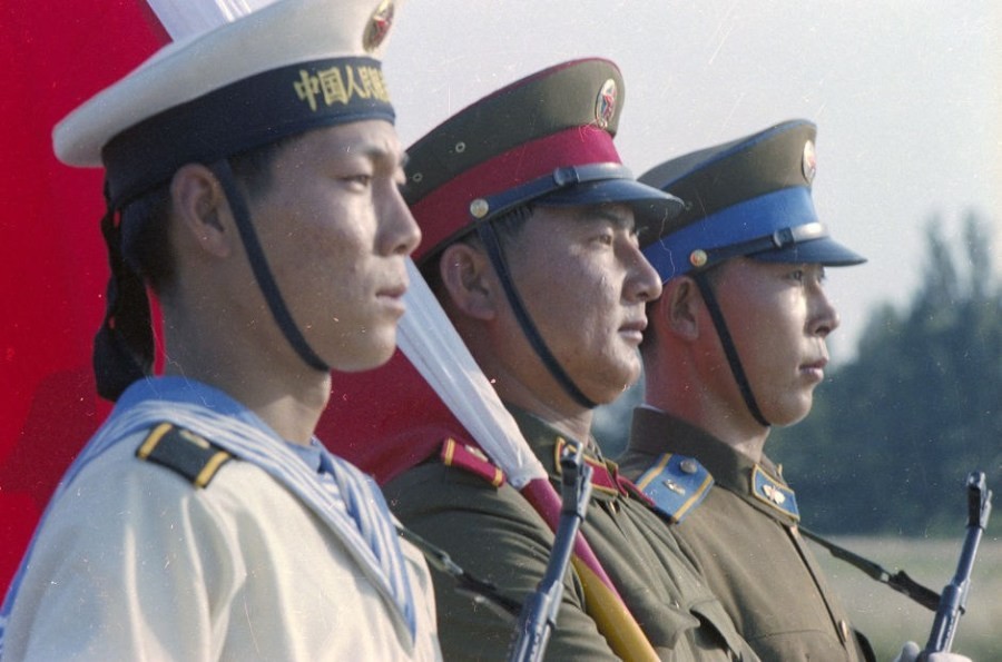 16 三军仪仗队领队 .jpg